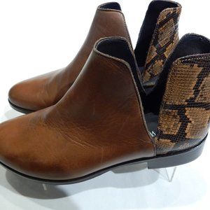 Ron White Dark Caramel Leather Booties in Size EU 40 / USA 9.5